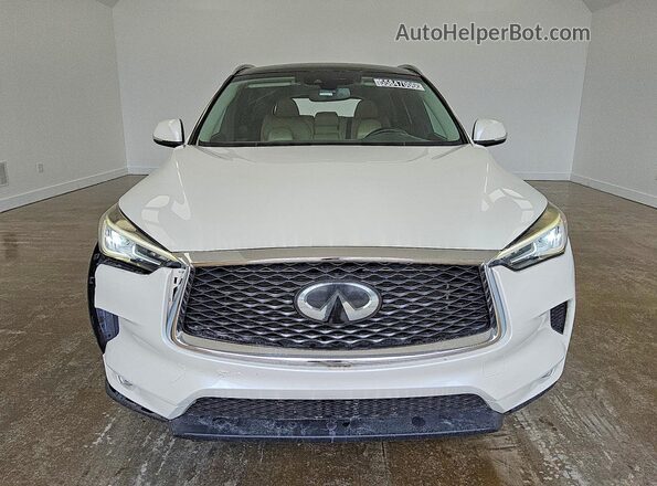 3PCAJ5M35LF108221 2020 INFINITI QX50 White Вид спереду