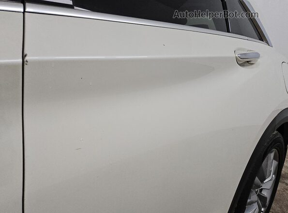 3PCAJ5M35LF108221 2020 INFINITI QX50 White 