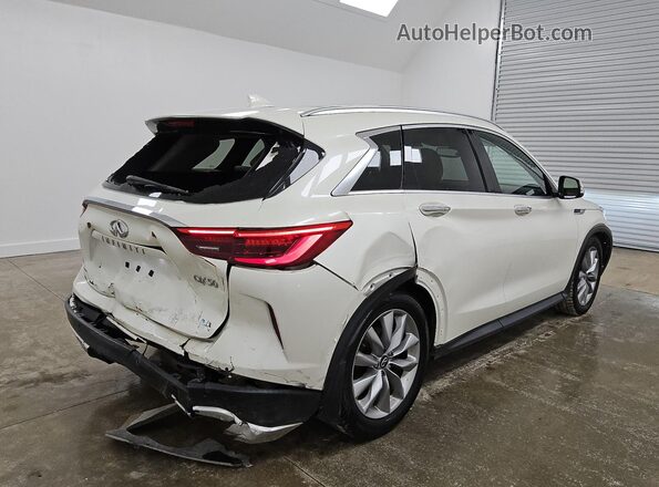 3PCAJ5M35LF108221 2020 INFINITI QX50 White 