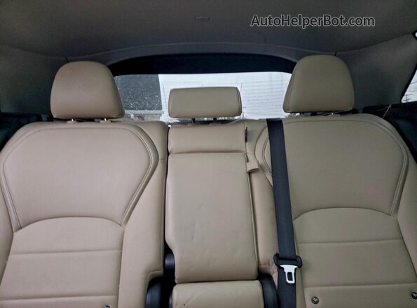 3PCAJ5M36KF148466 2019 INFINITI QX50 Black Rear seats view