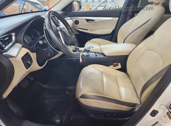 3PCAJ5M37KF110177 2019 INFINITI QX50 White Front interior view