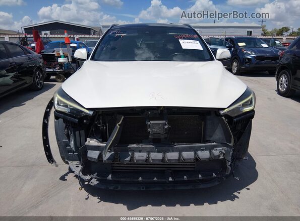 3PCAJ5M37KF127822 2019 INFINITI QX50 White Vista interior trasera