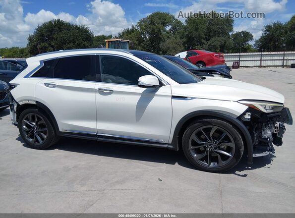 3PCAJ5M37KF127822 2019 INFINITI QX50 White Vista interior de 360 grados