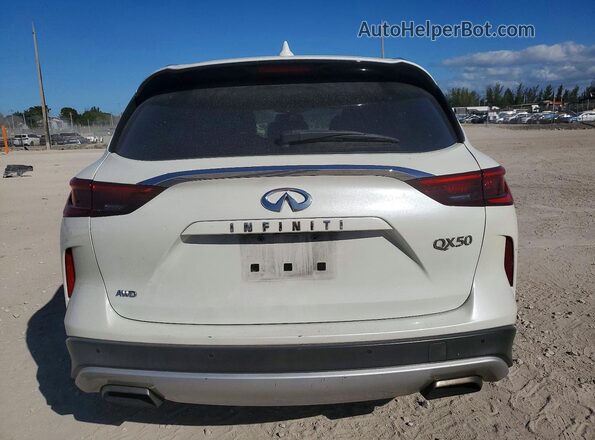 3PCAJ5M39KF113243 2019 INFINITI QX50 White Rear view