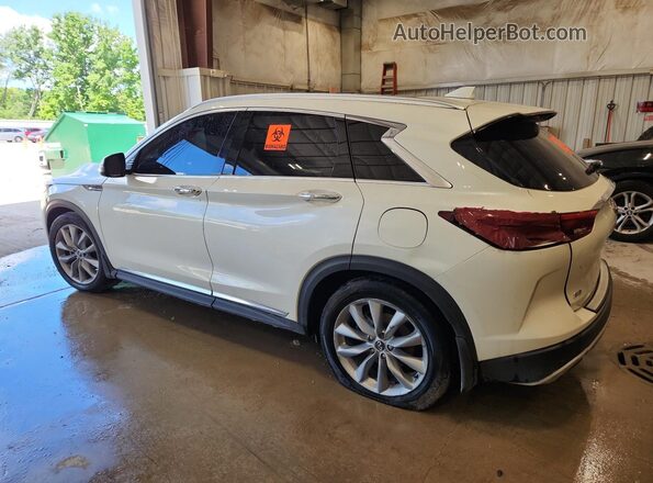 3PCAJ5M3XKF137177 2019 INFINITI QX50 White 