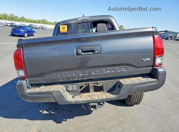 3TMAZ5CN3JM069035 2018 TOYOTA TACOMA Charcoal Vista trasera