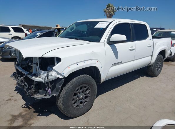 3TMAZ5CN5HM041909 2017 TOYOTA TACOMA White Front left