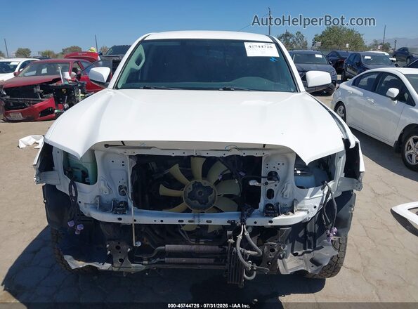3TMAZ5CN5HM041909 2017 TOYOTA TACOMA White Rear interior view
