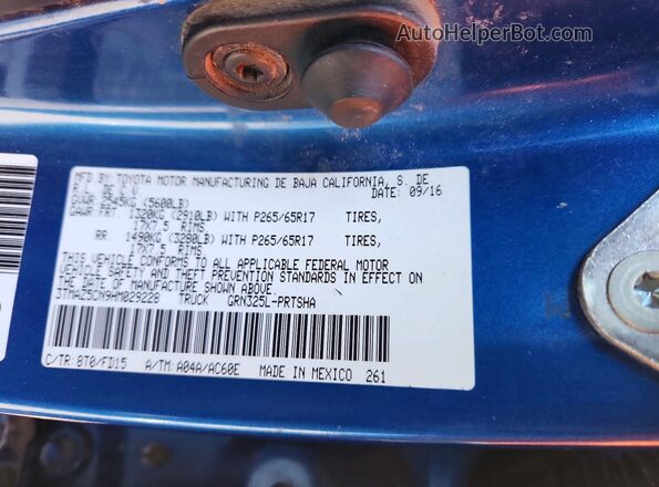 3TMAZ5CN9HM029228 2017 TOYOTA TACOMA Blue Vista de la etiqueta del VIN