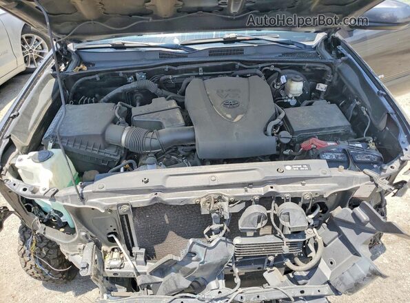 3TMBZ5DN0JM012343 2018 TOYOTA TACOMA Угольный Вид задней части салона