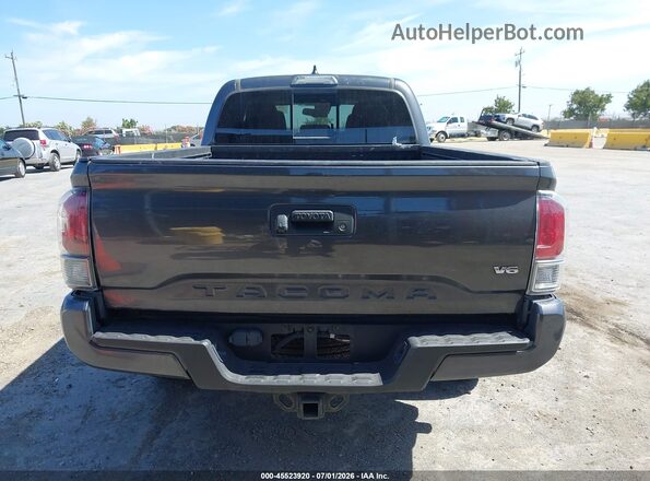 3TMBZ5DN3JM016760 2018 TOYOTA TACOMA Gray 