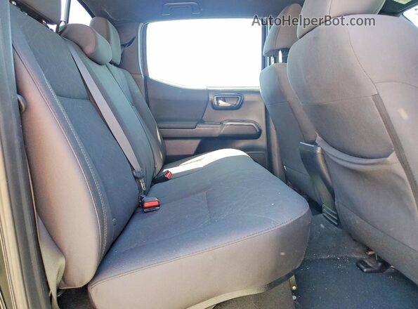 3TMBZ5DN6HM006458 2017 TOYOTA TACOMA Black Widok tylnych siedzeń