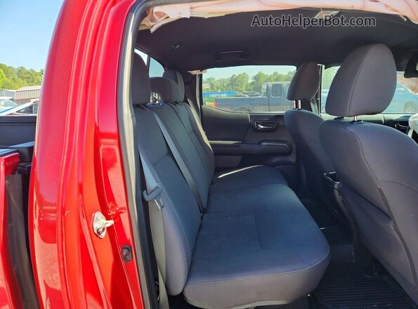 3TMBZ5DN7JM016387 2018 TOYOTA TACOMA Red Вид задніх сидінь