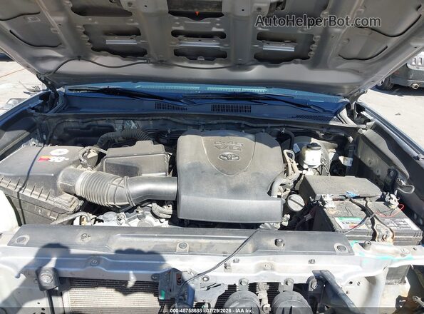3TMBZ5DN9LM025613 2020 TOYOTA TACOMA Silver Հետևի տեսք