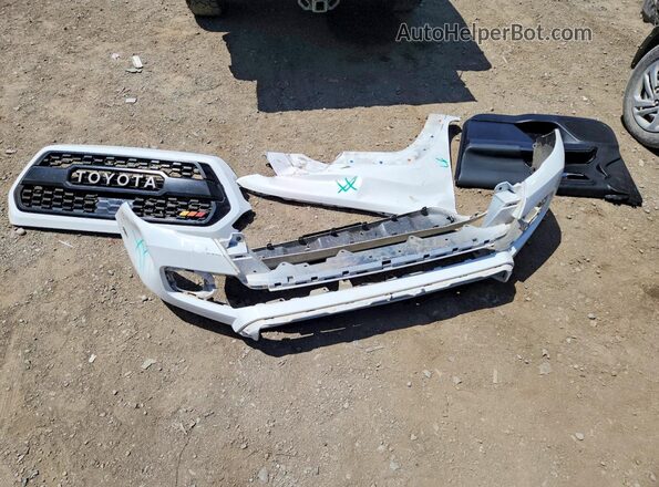 3TMBZ5DN9MM029677 2021 TOYOTA TACOMA White Вид підкапотного простору