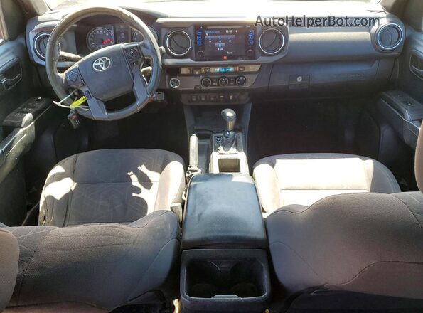 3TMBZ5DNXHM006964 2017 TOYOTA TACOMA Red Առջևի վահանակի տեսք