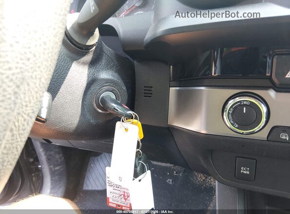 3TMCZ5AN0HM102367 2017 TOYOTA TACOMA Gray Вид панелі приладів