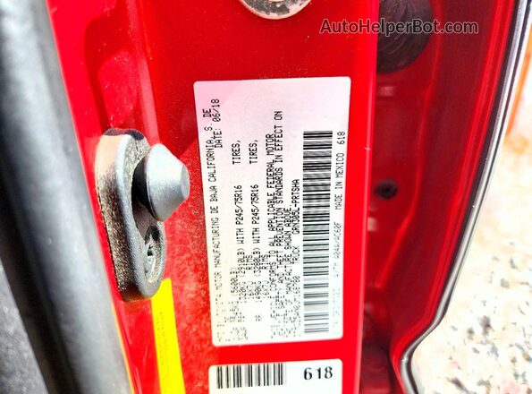 3TMCZ5AN0JM168780 2018 TOYOTA TACOMA Red ძრავის განყოფილების ხედი