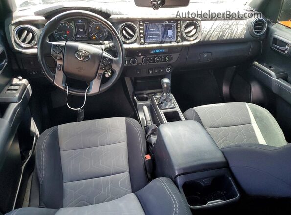 3TMCZ5AN0MM394886 2021 TOYOTA TACOMA Зеленый Вид панели приборов