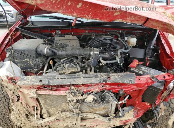 3TMCZ5AN0PM615262 2023 TOYOTA TACOMA Red Widok wnętrza z tyłu