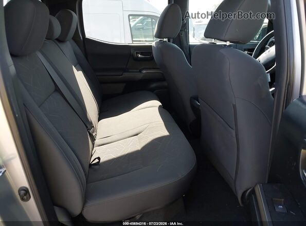 3TMCZ5AN1HM067192 2017 TOYOTA TACOMA Silver Вид наклейки з VIN-кодом