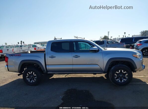3TMCZ5AN1HM067192 2017 TOYOTA TACOMA Silver Вид щитка приладів
