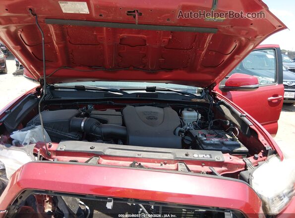 3TMCZ5AN1JM146402 2018 TOYOTA TACOMA Красный Вид сзади