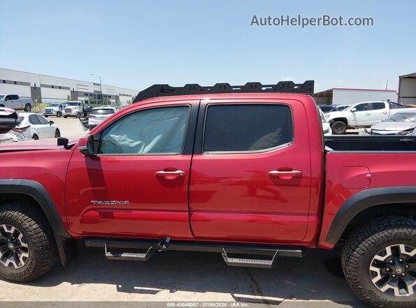 3TMCZ5AN1JM146402 2018 TOYOTA TACOMA Красный Вид задней части салона