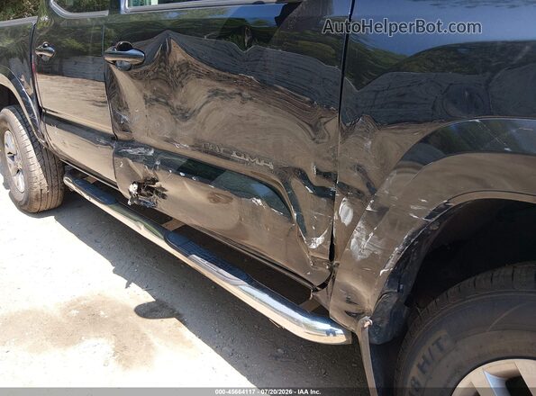 3TMCZ5AN1JM155083 2018 TOYOTA TACOMA Black Widok z przodu