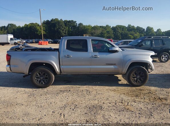3TMCZ5AN1MM407354 2021 TOYOTA TACOMA Silver Vista interior trasera