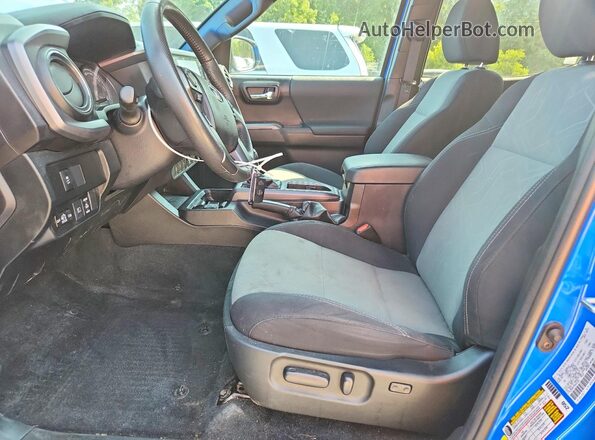 3TMCZ5AN1MM434182 2021 TOYOTA TACOMA Blue Front interior view