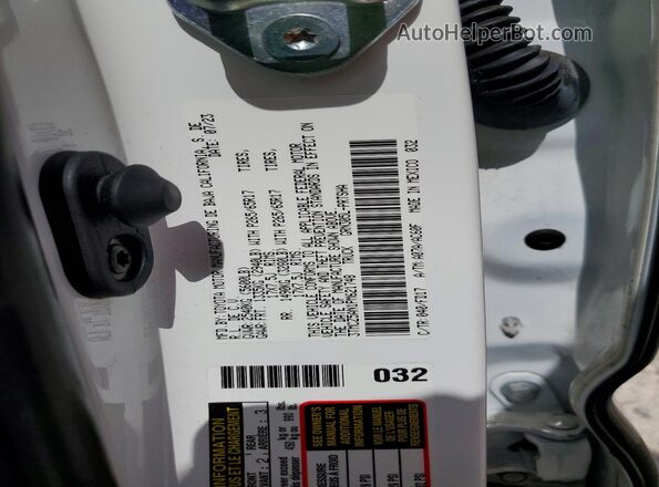 3TMCZ5AN1PM621748 2023 TOYOTA TACOMA White Vista de la etiqueta del VIN