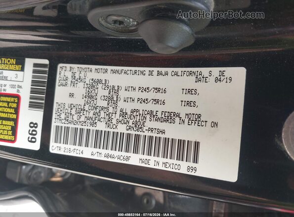 3TMCZ5AN2KM251905 2019 TOYOTA TACOMA Black Widok komory silnika