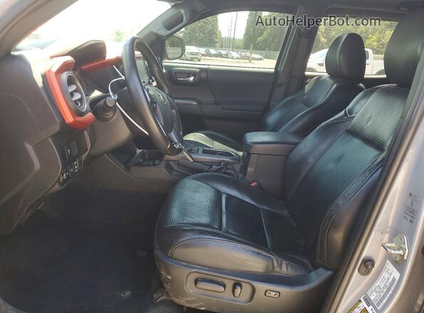 3TMCZ5AN2LM315653 2020 TOYOTA TACOMA Gray Вид салону спереду
