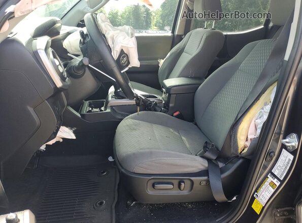 3TMCZ5AN2MM410327 2021 TOYOTA TACOMA Gray Widok wnętrza z przodu