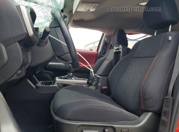 3TMCZ5AN2PM556909 2023 TOYOTA TACOMA Red Вид салону спереду