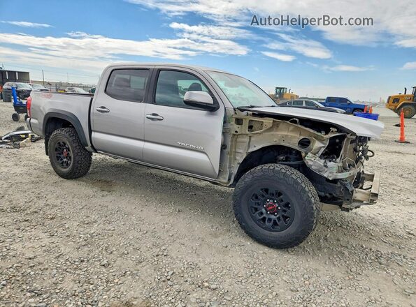 3TMCZ5AN3HM104677 2017 TOYOTA TACOMA Silver Przód prawy