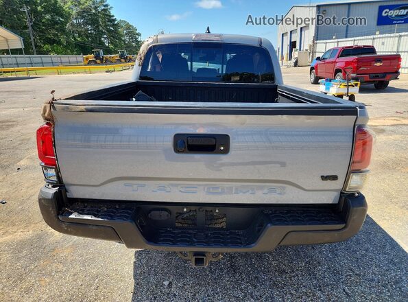3TMCZ5AN3JM152606 2018 TOYOTA TACOMA Серый Вид сзади