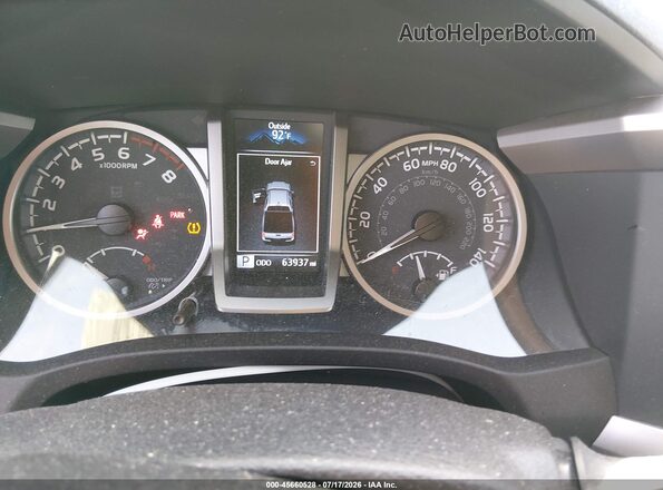 3TMCZ5AN3PM535129 2023 TOYOTA TACOMA Gray Widok tylnych siedzeń