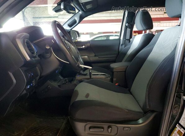 3TMCZ5AN3PM566591 2023 TOYOTA TACOMA Black Вид салону спереду