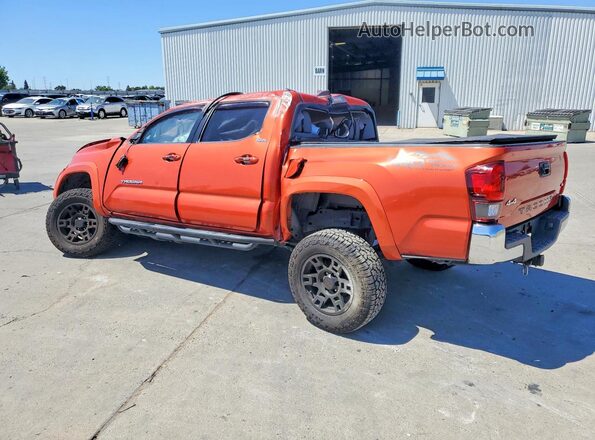 3TMCZ5AN4JM129822 2018 TOYOTA TACOMA Orange Trasero izquierdo
