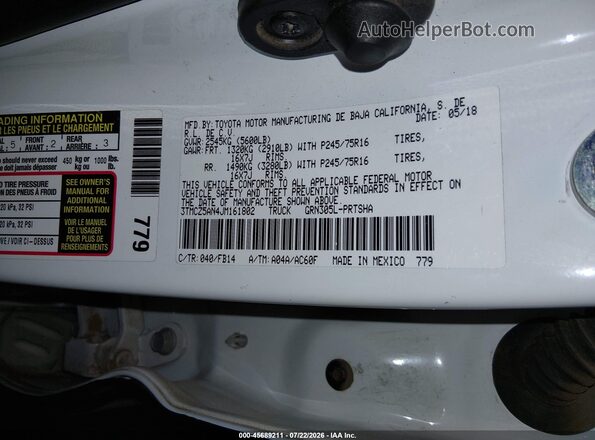 3TMCZ5AN4JM161802 2018 TOYOTA TACOMA White ძრავის განყოფილების ხედი
