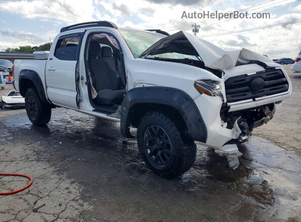3TMCZ5AN4JM185159 2018 TOYOTA TACOMA White Передня права чверть