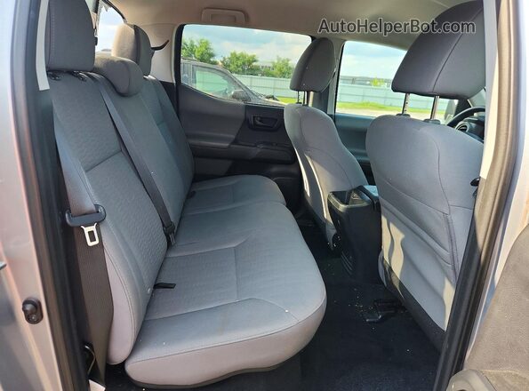 3TMCZ5AN4KM256149 2019 TOYOTA TACOMA Silver Vista de los asientos traseros