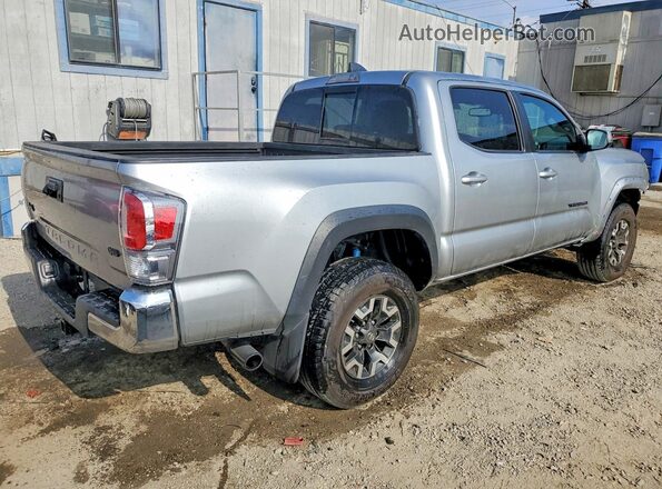 3TMCZ5AN4PM567586 2023 TOYOTA TACOMA Silver Задня права чверть