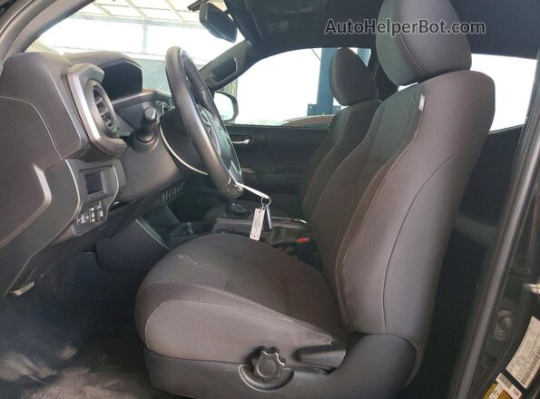 3TMCZ5AN5HM064036 2017 TOYOTA TACOMA Black Front interior view