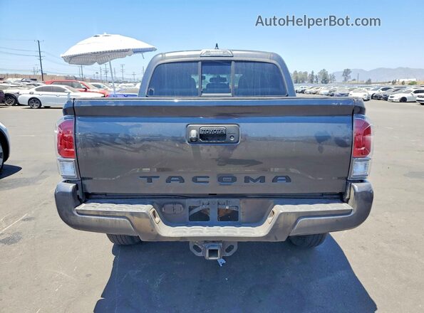 3TMCZ5AN5HM093746 2017 TOYOTA TACOMA Charcoal Rear view
