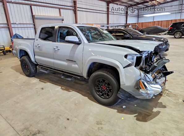 3TMCZ5AN5KM199539 2019 TOYOTA TACOMA Gray Delantero derecho