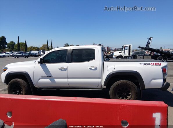 3TMCZ5AN5PM593744 2023 TOYOTA TACOMA Белый Панорамный вид салона 360°