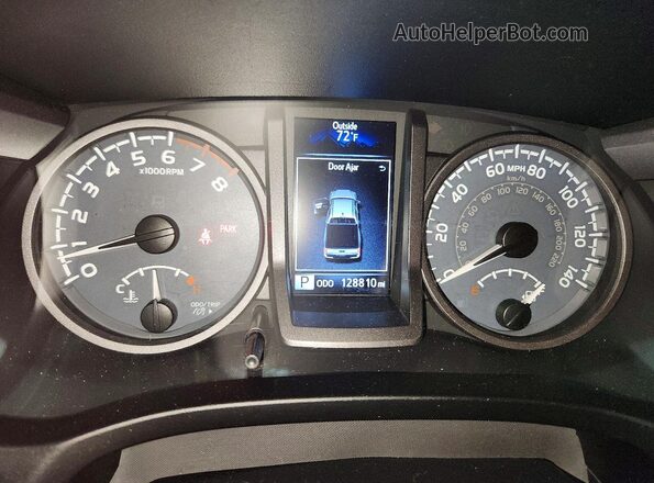 3TMCZ5AN6JM168217 2018 TOYOTA TACOMA Charcoal Вид щитка приладів
